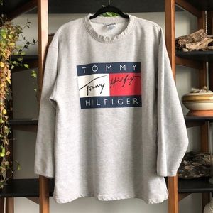 Vintage (oversized) Tommy Hilfiger Sweatshirt